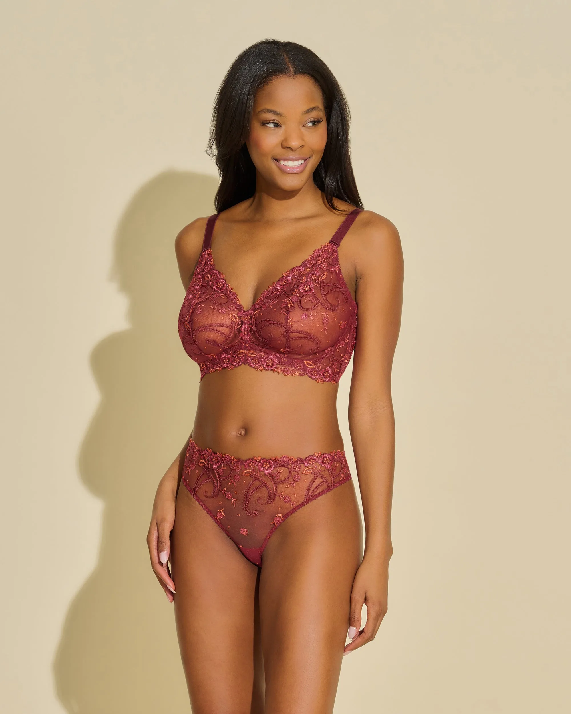 Bralette De Tringulos Altos Curvy