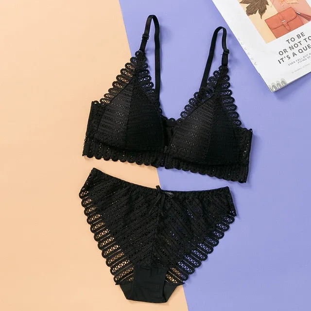 DeRuiLaDy Sexy Lace Bra Set Backless Bra and Panty Set Front Closure Seamless Push Up Underwear Briefs Women Wireless Lingerie
