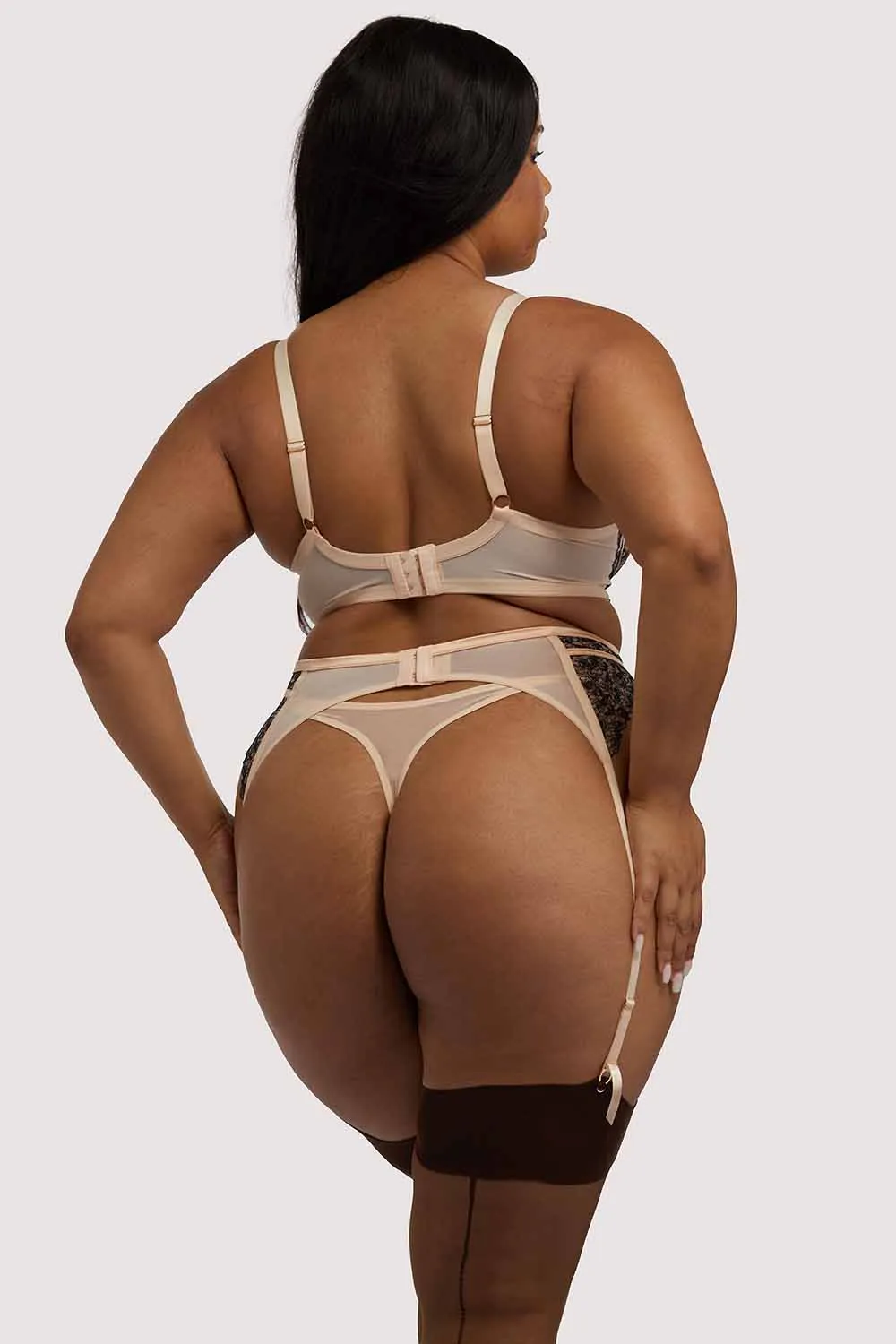 Skull & Roses Embroidery Peach Suspender Belt